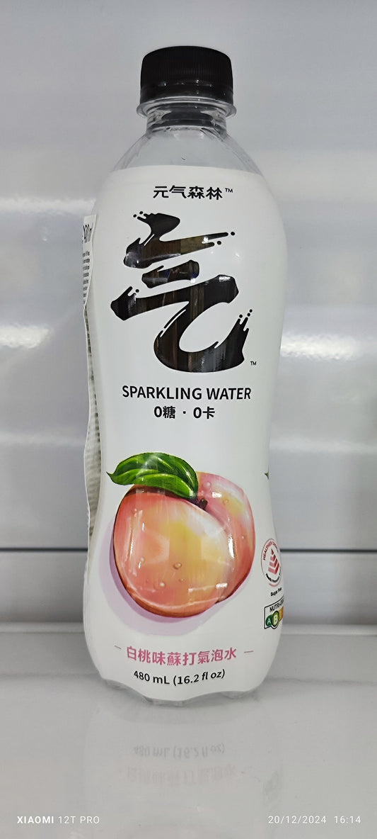 Eau pétillante à la pêche blanche